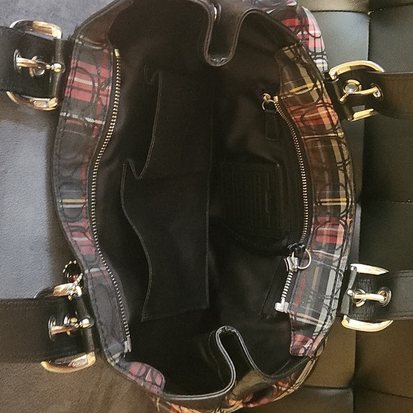 Coach Poppy Signature Tartan Plaid Red, Black & Green Shoulder HandBag - Picture 5 of 6